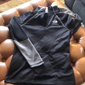 North face pullover